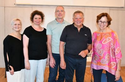 v. l. n. r.: Barbara Günther, Dr. Angela Neuburger-Schäfer, Rainer Gutekunst, Georg Brenner (1. Vorsitzender), Dr. Gabriele Badenhausen (stellvertretende 1. Vorsitzende).