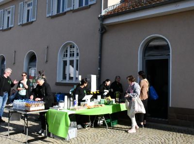 Der Stand des FreeFood Vereins mit seinem leckeren Angebot.